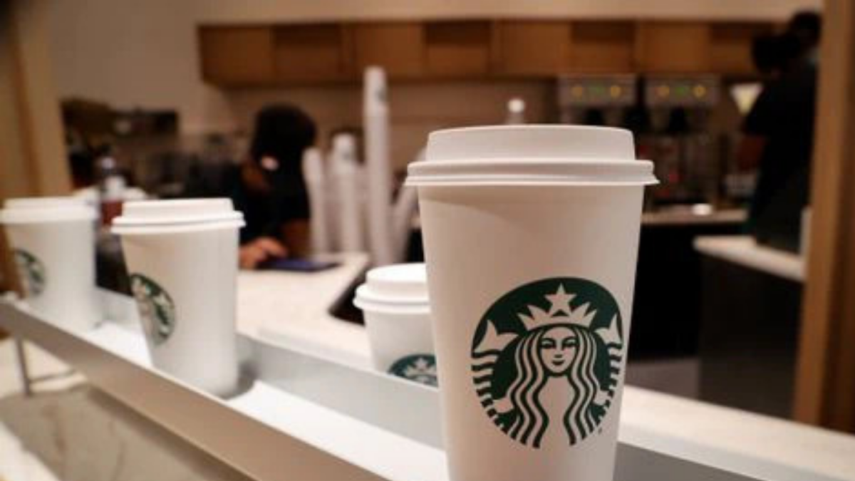 Starbucks links with Amazon Go for first cashier-less cafe