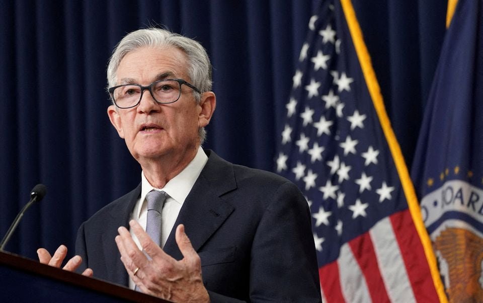 Federal Reserve Board Chair Jerome Powell answers a question during a press conference following a two-day meeting of the Federal Open Market Committee on interest rate policy in Washington, U.S., November 1, 2023. REUTERS/Kevin Lamarque/File Photo