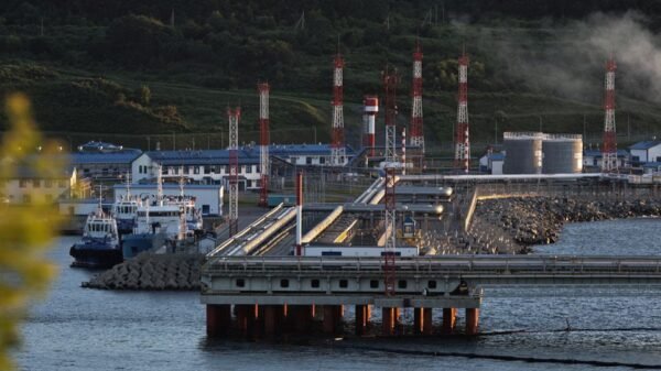 A view shows the crude oil terminal Kozmino on the shore of Nakhodka Bay near the port city of Nakhodka, Russia August 12, 2022. REUTERS/Tatiana Meel/Flee/File Photo