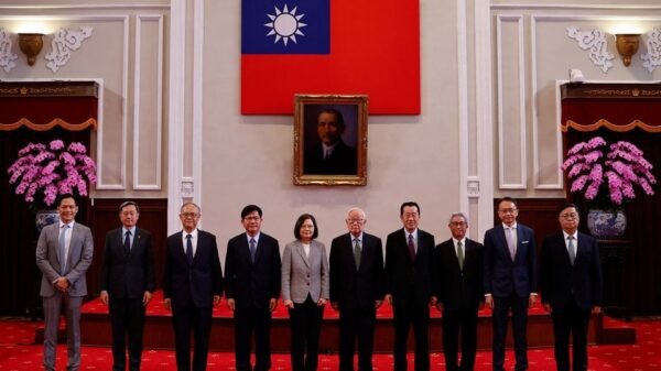 Taiwan's President Tsai Ing-wen poses for a photo with Taiwan's APEC representative and TSMC founder Morris Chang at a press conference in Taipei, Taiwan November 10, 2023. REUTERS/Ann Wang