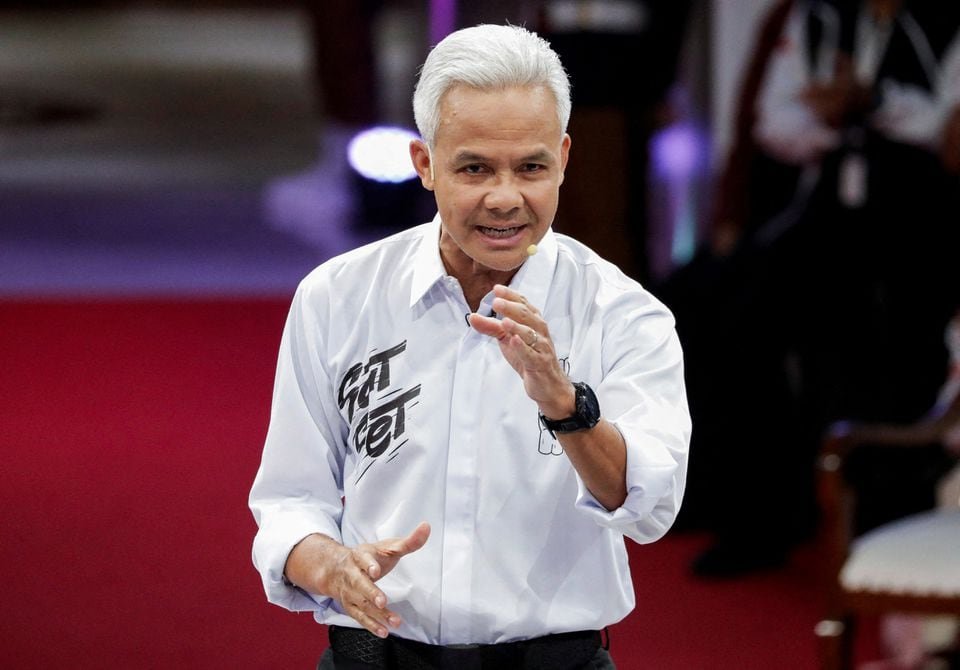 Ganjar Pranowo, presidential candidate of the ruling Indonesian Democratic Party of Struggle (PDI-P), speaks during a televised debate at the election commission headquarters in Jakarta, Indonesia, December 12, 2023. REUTERS/Ajeng Dinar Ulfiana/File Photo