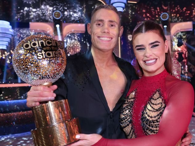 Paralympian Smyth Triumphs on RTÉ's Dancing with the Stars