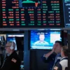 Market Volatility Persists: Dow and S&P Post Third Consecutive